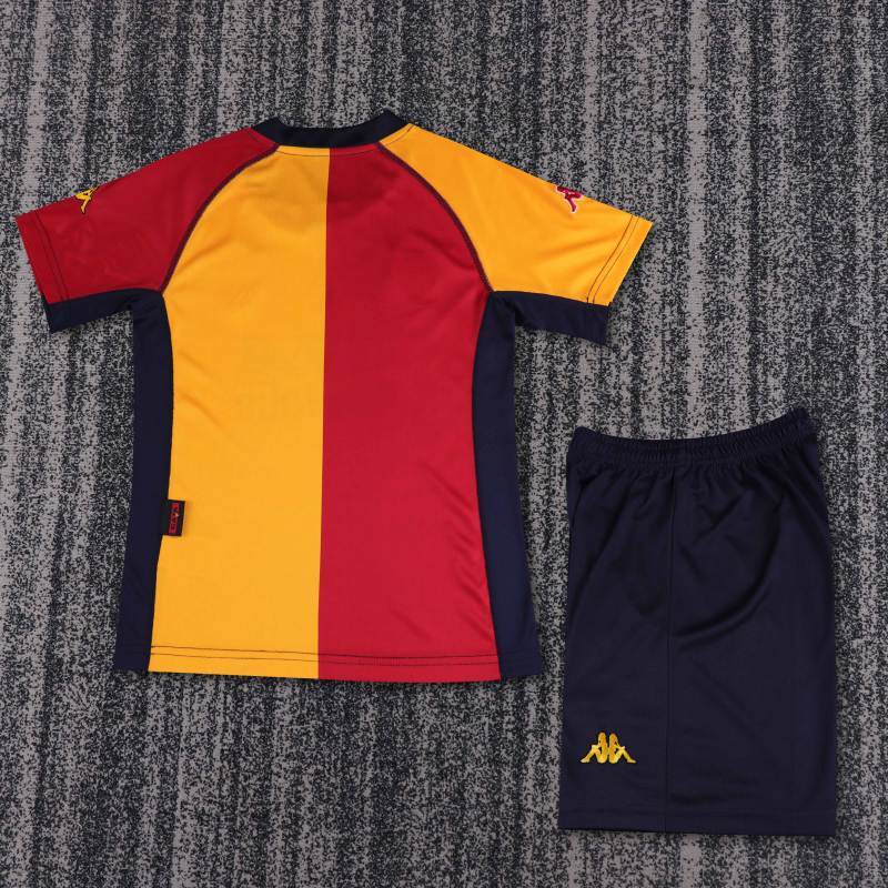Retro Kids 2001/02 Roma home size: 16-28
