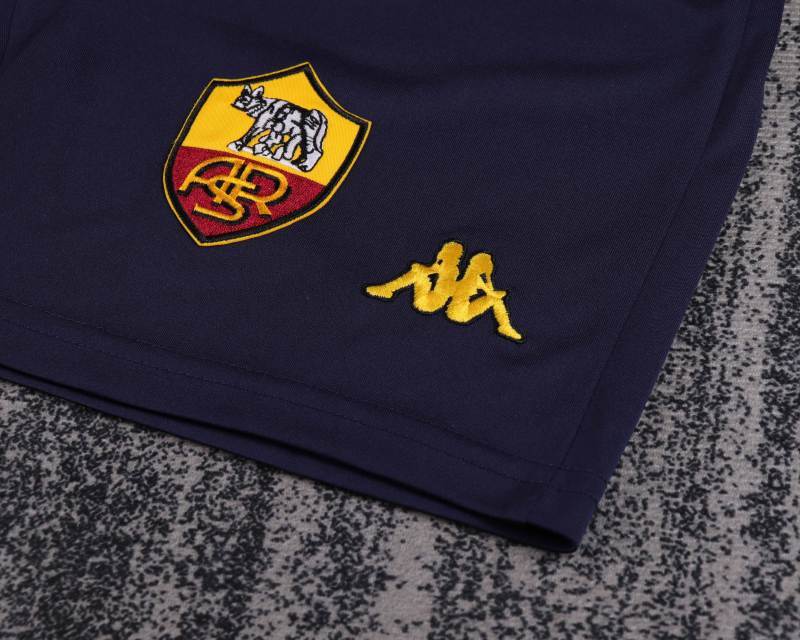 Retro Kids 2001/02 Roma home size: 16-28