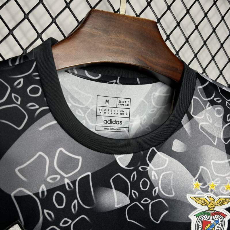 Benfica Pre-Match Jersey 2024/25