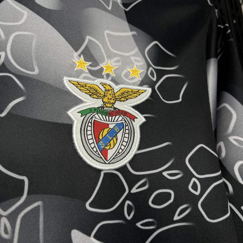 Benfica Pre-Match Jersey 2024/25