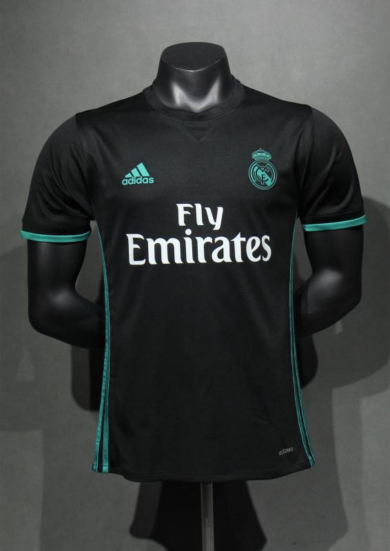 Retro Real Madrid Away Player Edition 2017/18