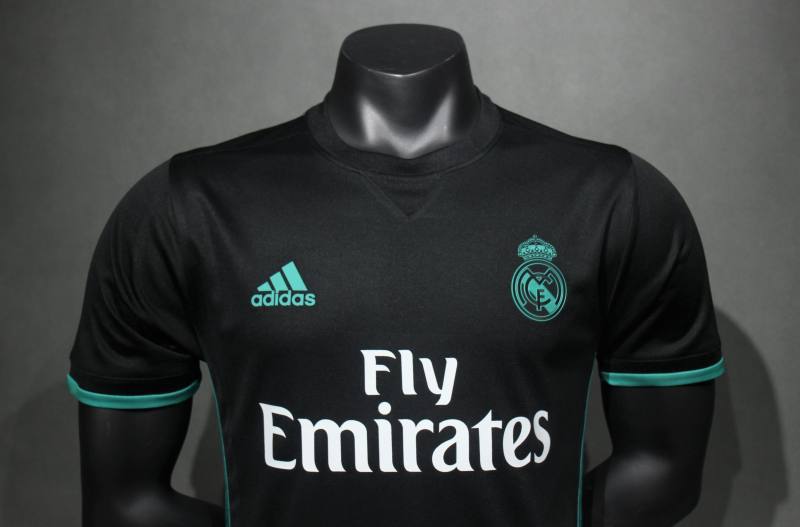 Retro Real Madrid Away Player Edition 2017/18