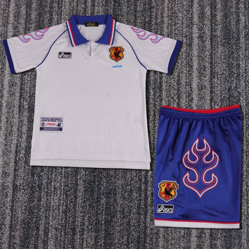Retro Kids 1998 Japan away Size: 16-28