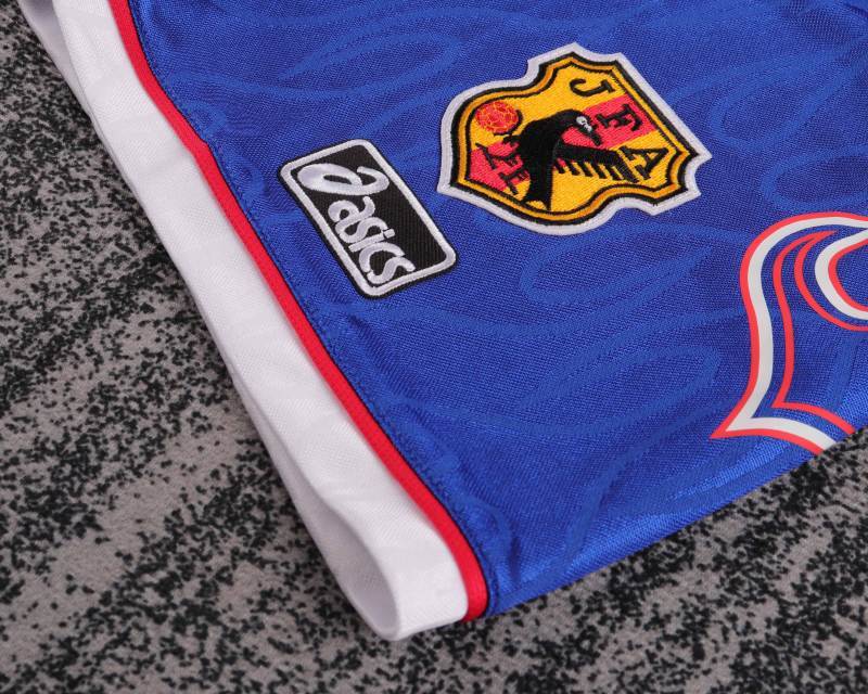 Retro Kids 1998 Japan away Size: 16-28
