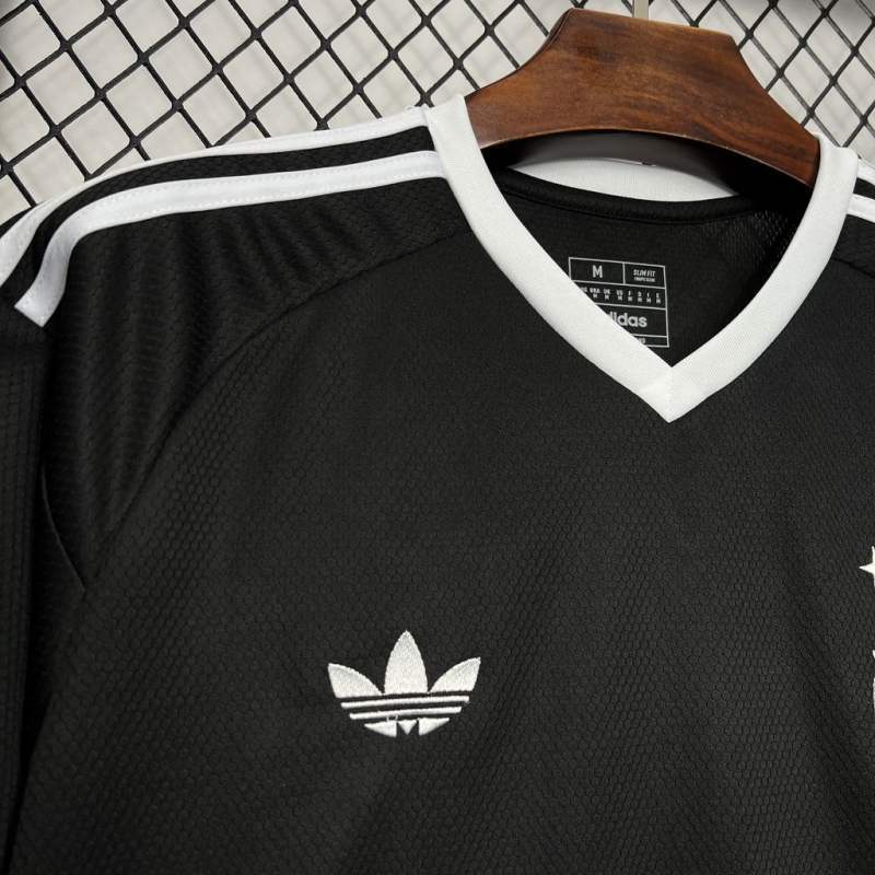 Ajax Goalkeeper Third Jersey 2024/25