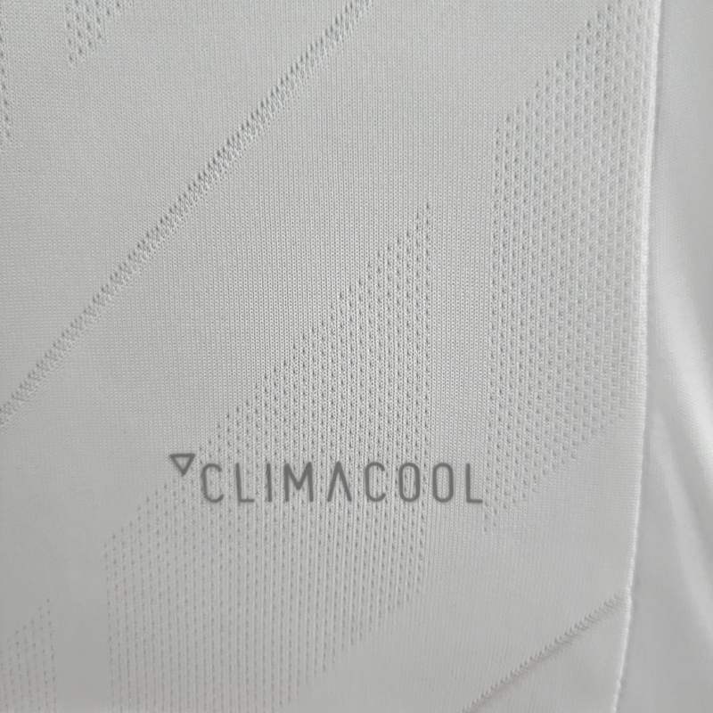 Real Madrid Retro Jersey Home 2017/18