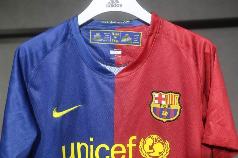 Retro Barcelona Player Edition Home 2008/09