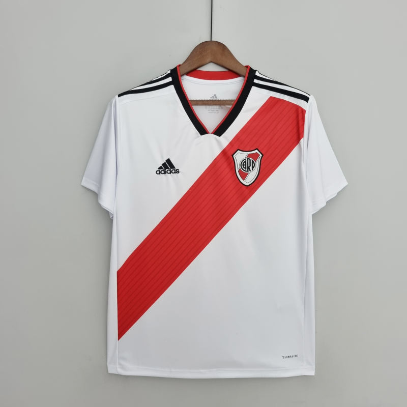 Retro River Plate home 2018/19