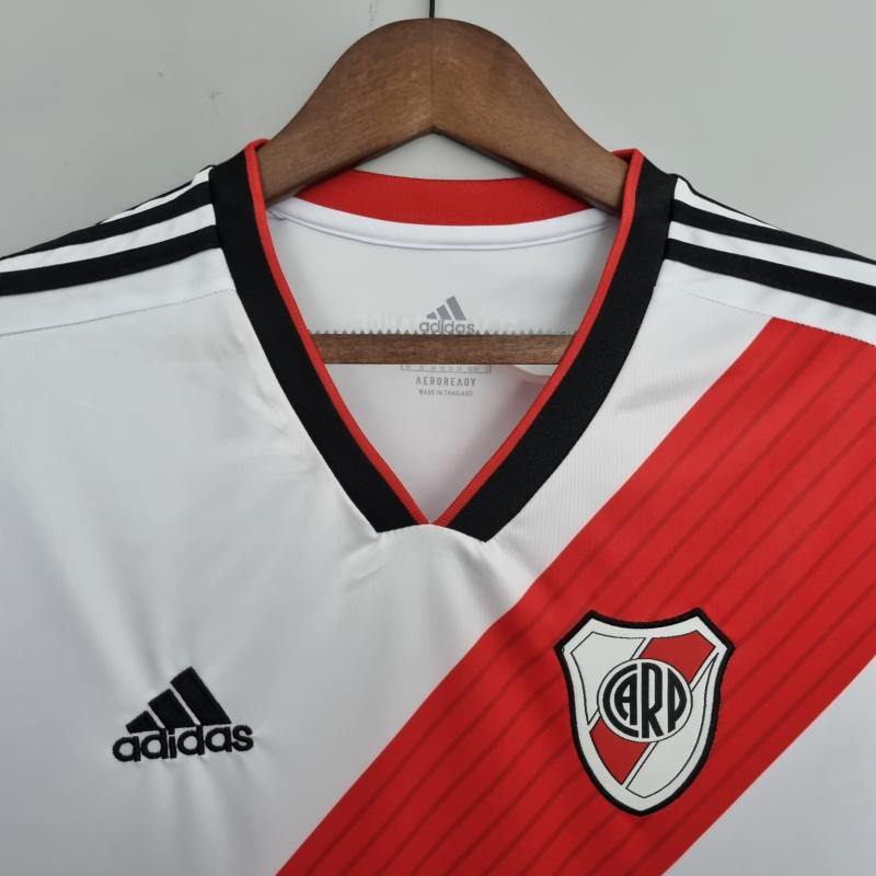 Retro River Plate home 2018/19