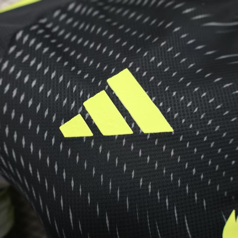 2025/2026 Manchester United Special Edition Football Shirt (Player Edition)