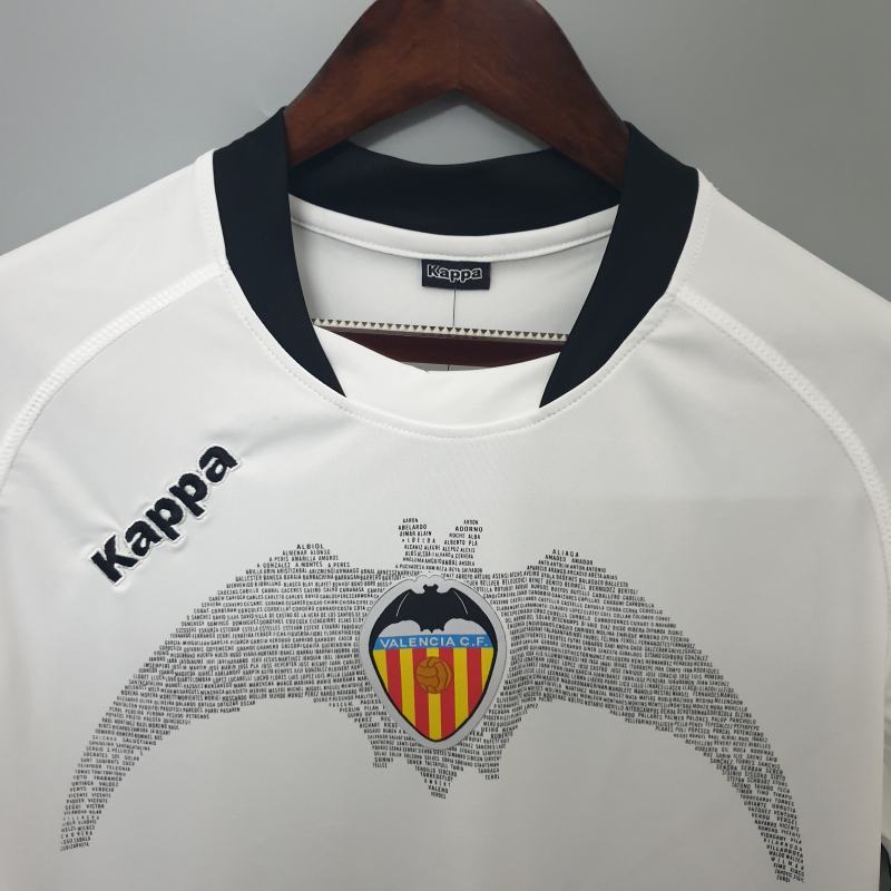 Retro Valencia 09/10 home