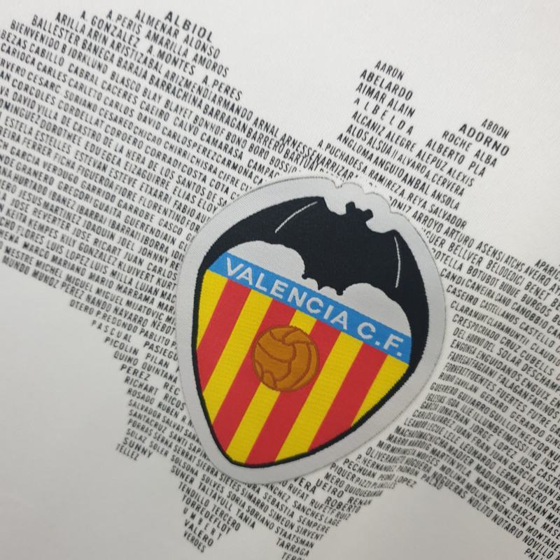 Retro Valencia 09/10 home