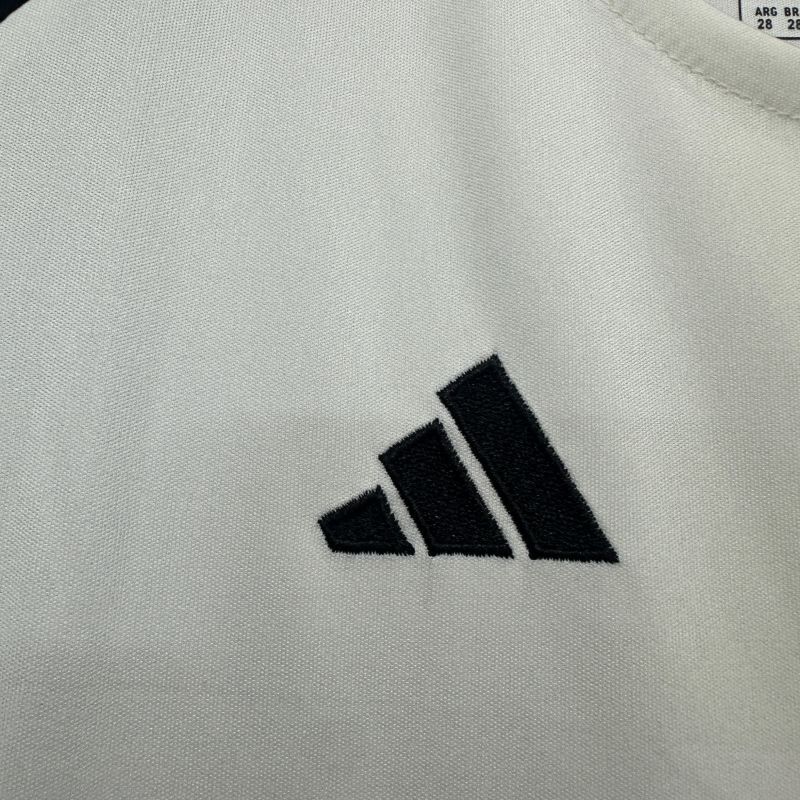 2025/2026 Manchester United Training Kit White Black Fan Edition Children's Kit