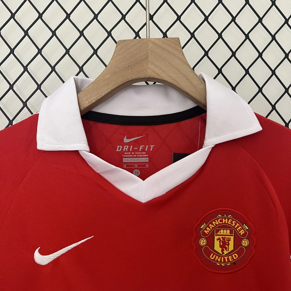 Manchester United 10-11 Home Retro Kid Kits Youth Apparels Jersey