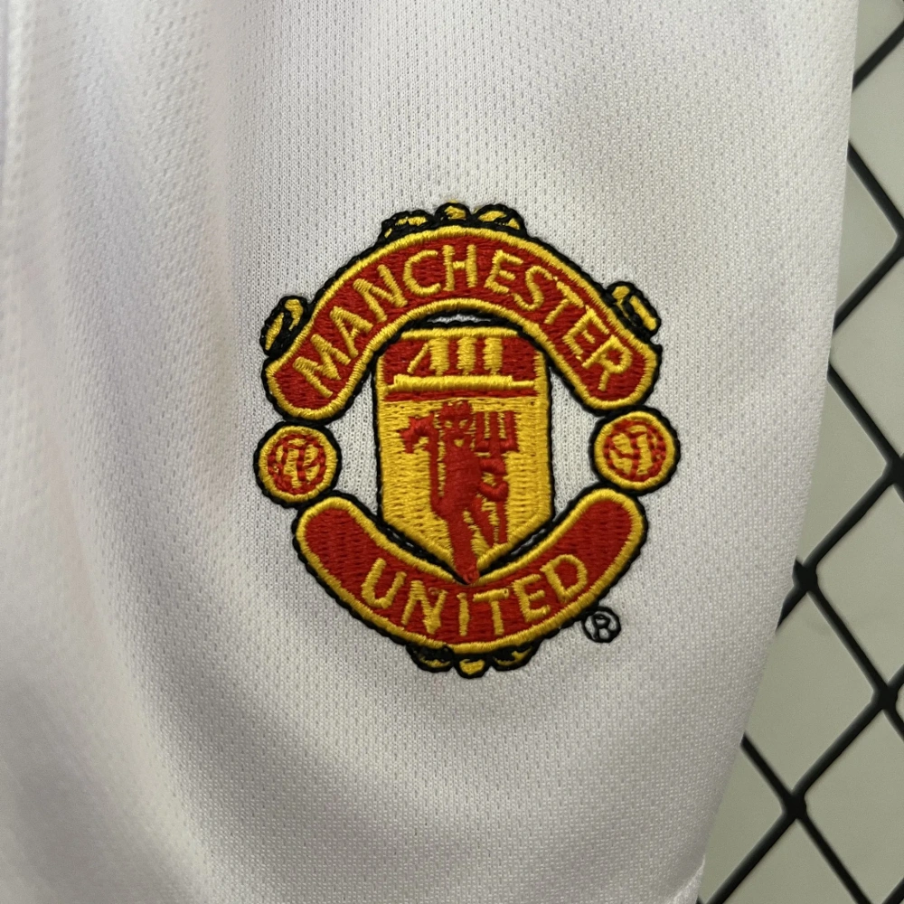 Manchester United 05-06 Home Retro Kids Kits Youth Apparels Jersey