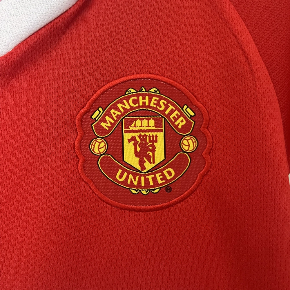 Manchester United 10-11 Home Retro Kid Kits Youth Apparels Jersey