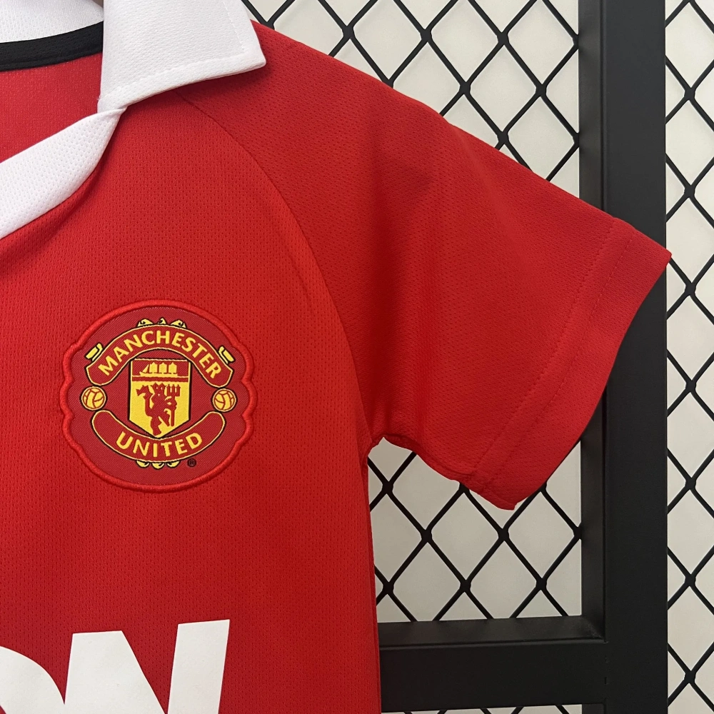 Manchester United 10-11 Home Retro Kid Kits Youth Apparels Jersey