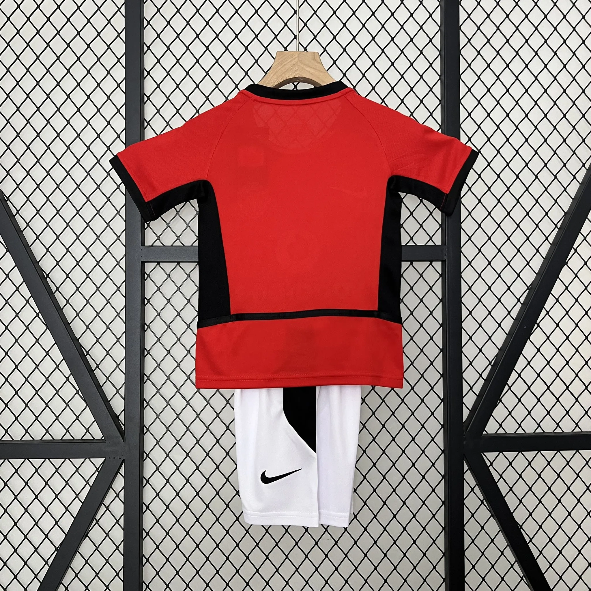 Manchester United 02-04 Home Retro Kid Kits Youth Apparels Jersey