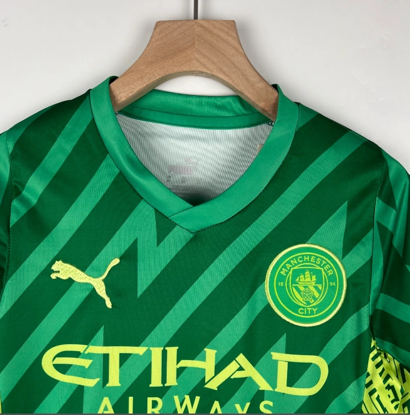 Kids Goalkeeper Manchester City Kit 23-24