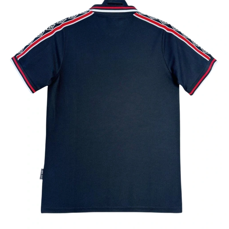 Retro Manchester United Away Football Shirt 1998/1999