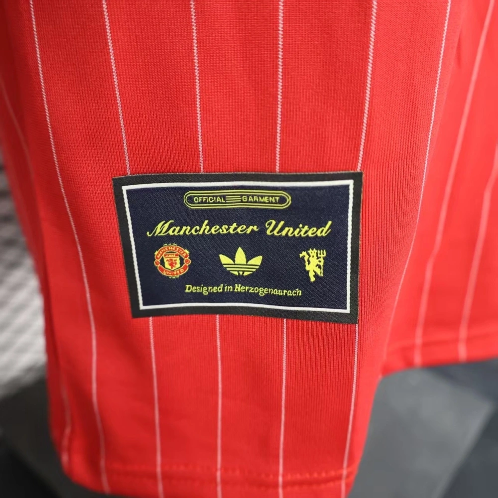 2025-26 Manchester United Red Football jersey Special Player Edition custom Shirt