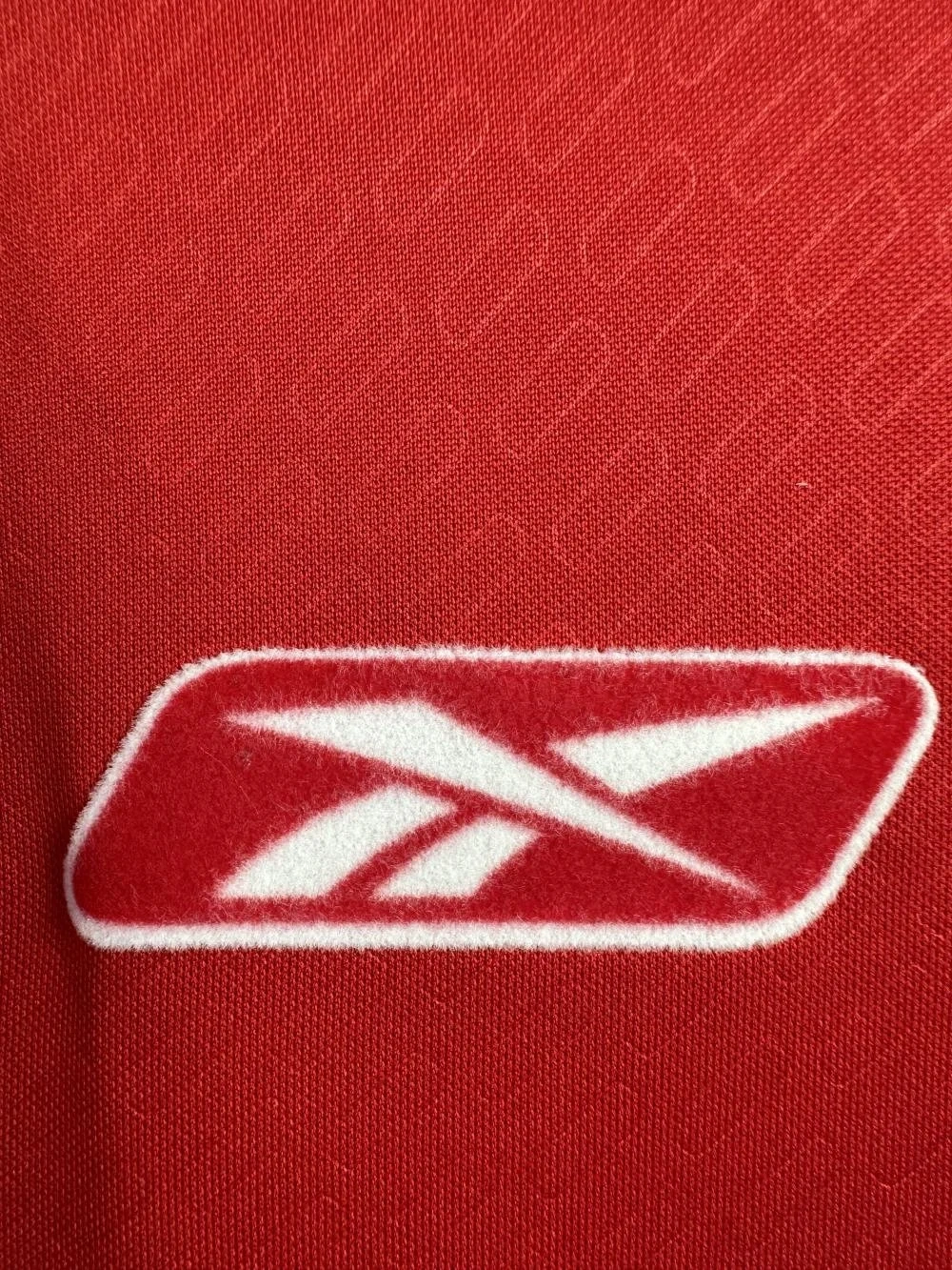 2004/2005 Retro Liverpool FC Home Football Jersey Long Sleeve