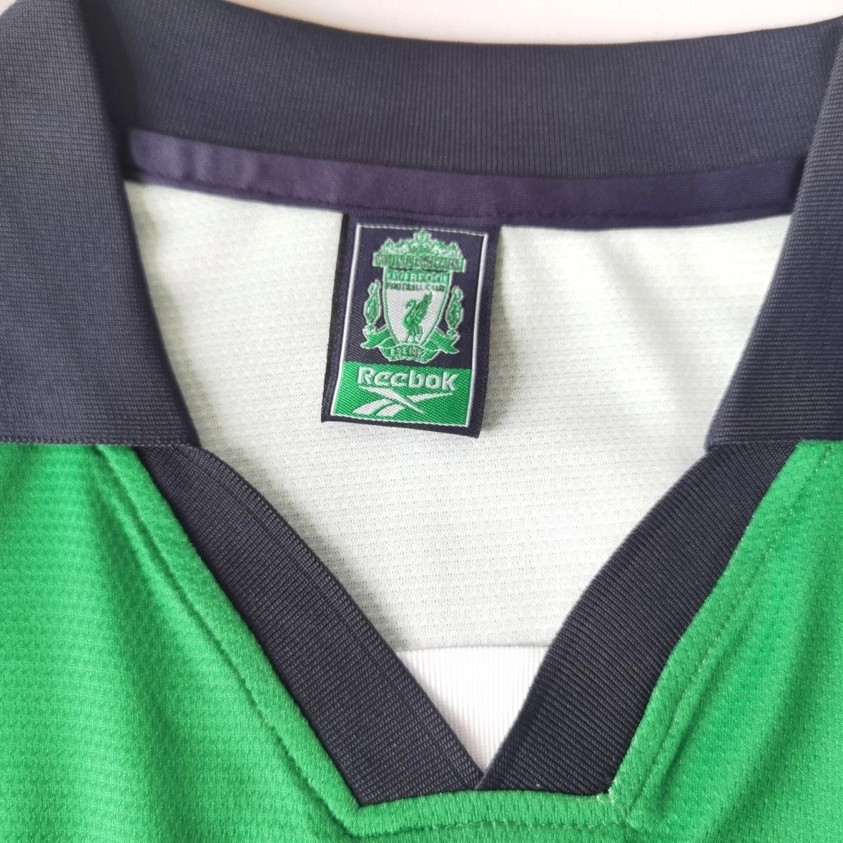 Liverpool Retro Jersey Away 1999/00