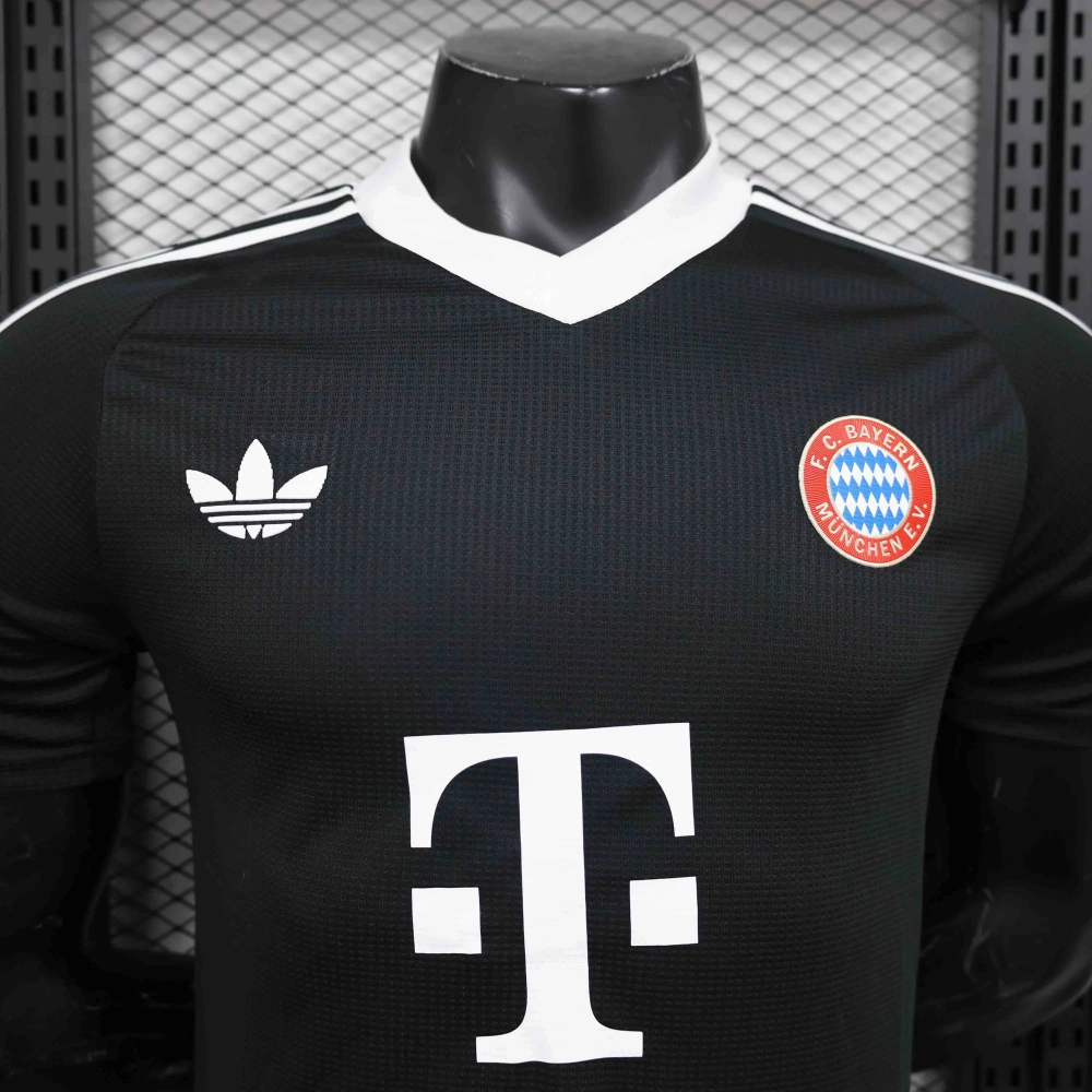 24-25 Bayern Munich Black GoalKeeper Kit Player Version Shirt Soccer Jersey