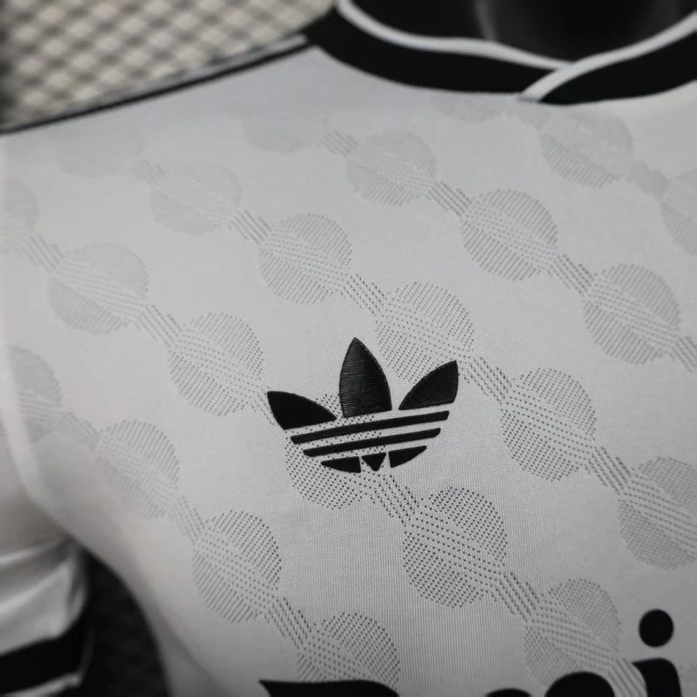 Player Version Real Madrid White Soccer Jersey Special Edition 2025-26