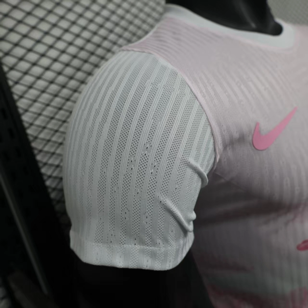 2025-26 Neymar Brazil Pink Special Edition Football Shirt Player version