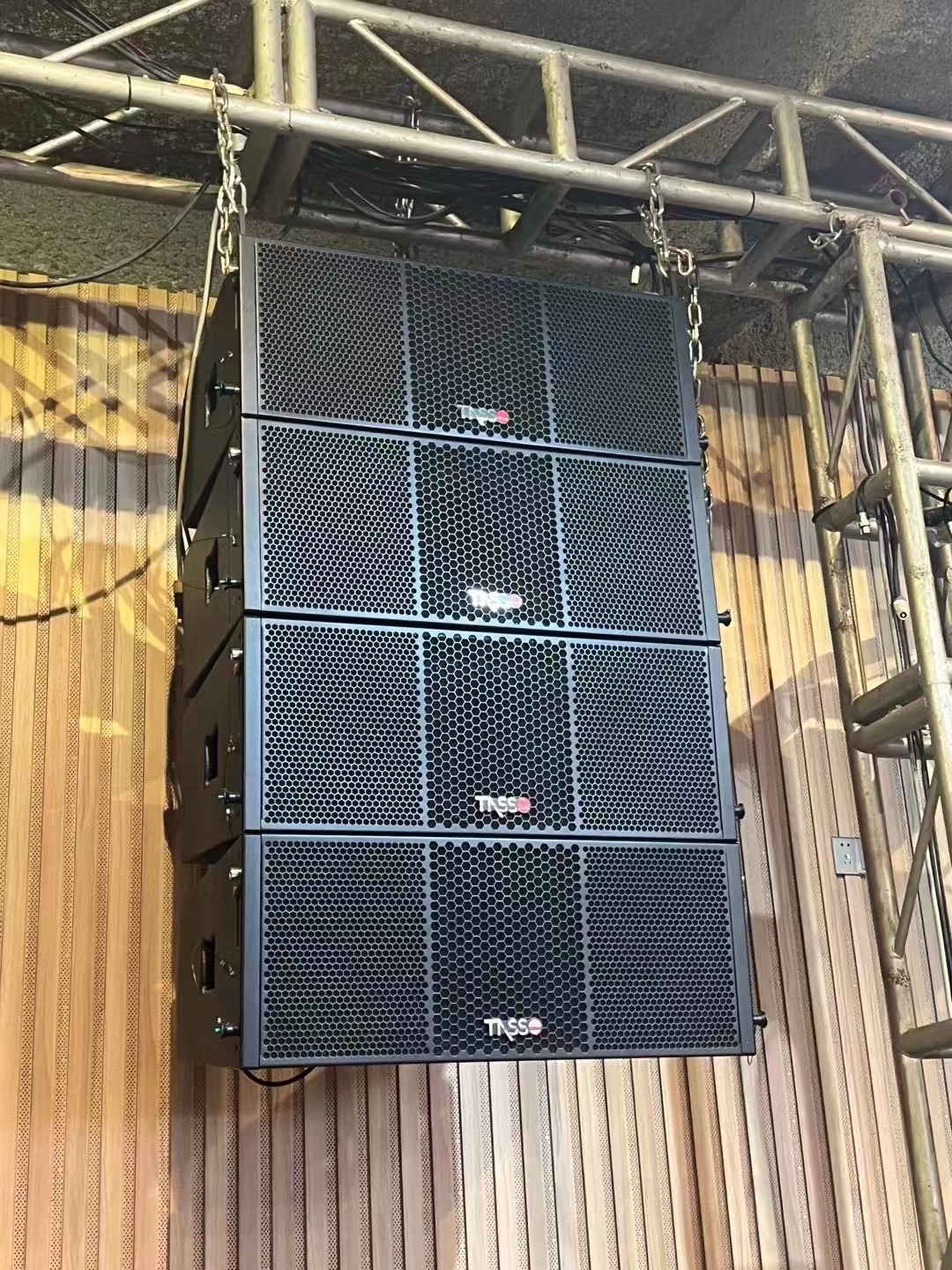 PT610 double 10 inch line array with flying 18 inch sub