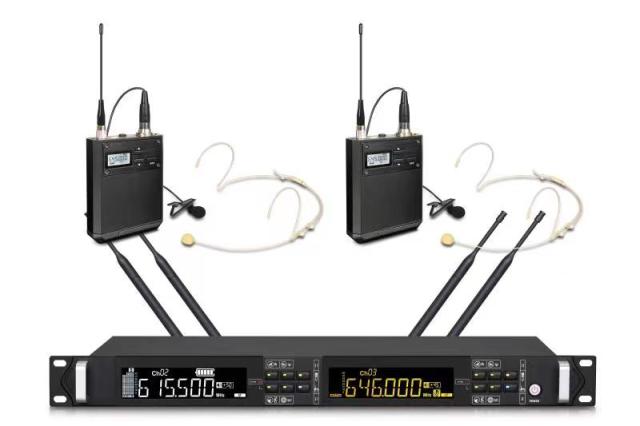 ZYG-25 professional performance wireless microphone system is a suitable for professional stage singing wireless microphone system,