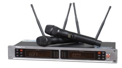 P-900 True diversity long-distance wireless microphone