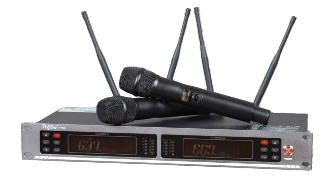 P-900 True diversity long-distance wireless microphone