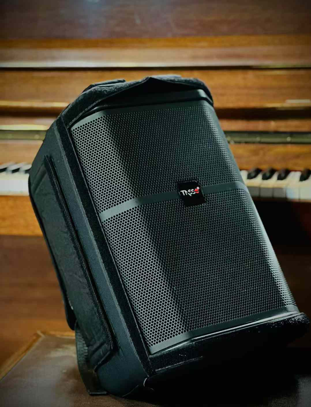 M8+ Bluetooth speakers with 250 watts 8 inch active loudspeaker