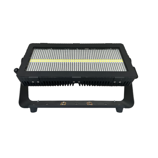 ETY-305 IP65 960 RGBW STROBE BLINDER LIGHT