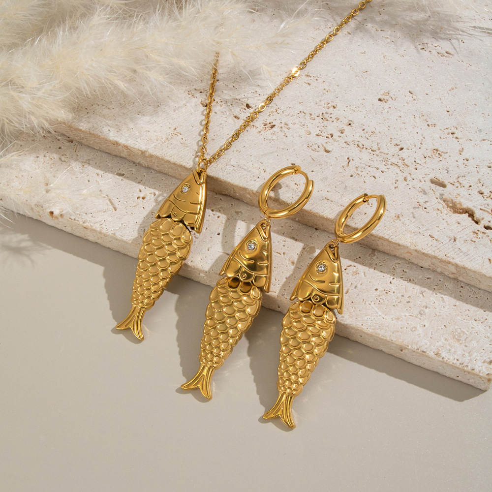 Hot Selling Tarnish Free 18K Gold Plated Fish Pendant Necklace and Drop Earrings for Women Waterproof Stainless Steel Jewelry