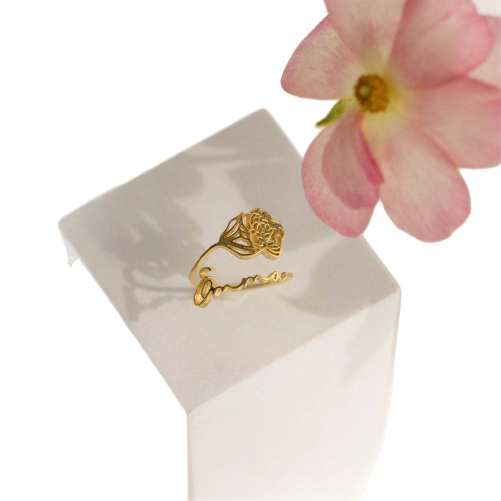 不锈钢定 制生辰花时尚简约个性化英文名字女士戒指一件代发