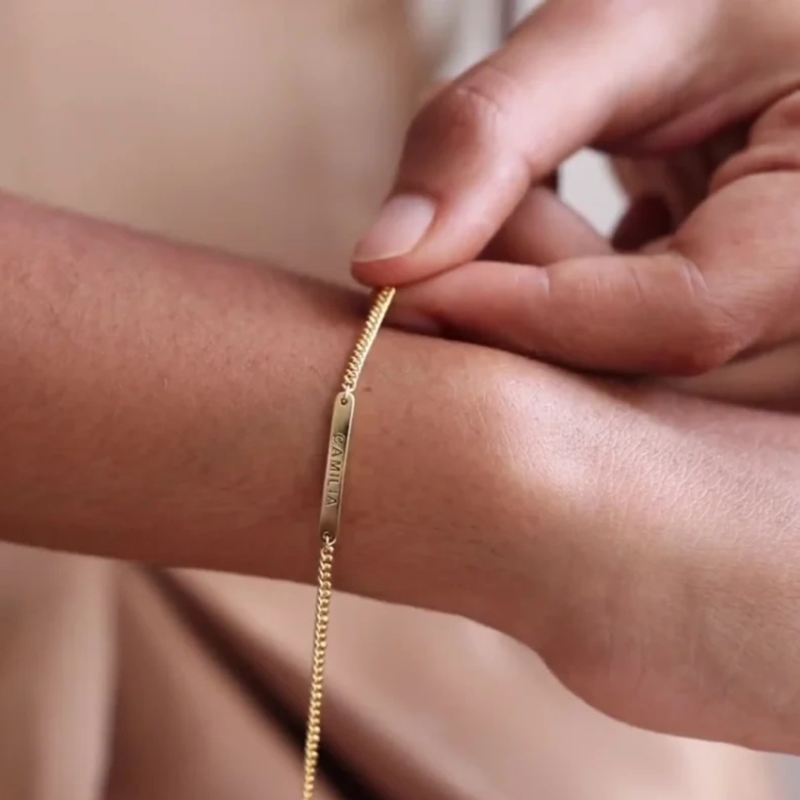 Personalized Engraved Simple Bracelet