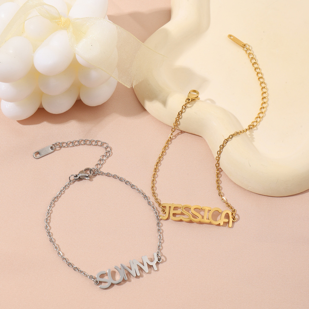 一件定制 时尚简约不锈钢英文字母手链 个性化定制名字手饰