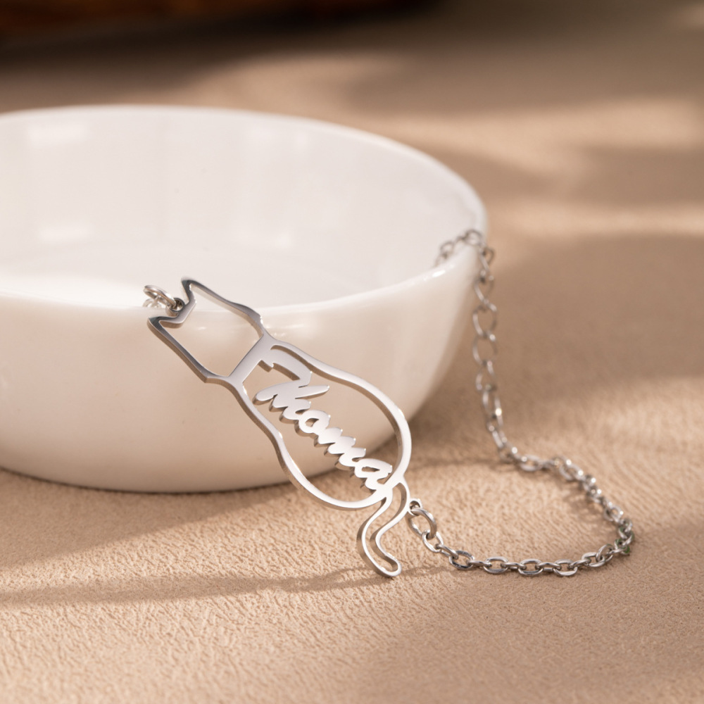 一件定制 不锈钢小猫定制英文字母手链 个性化创意镂空小猫手饰