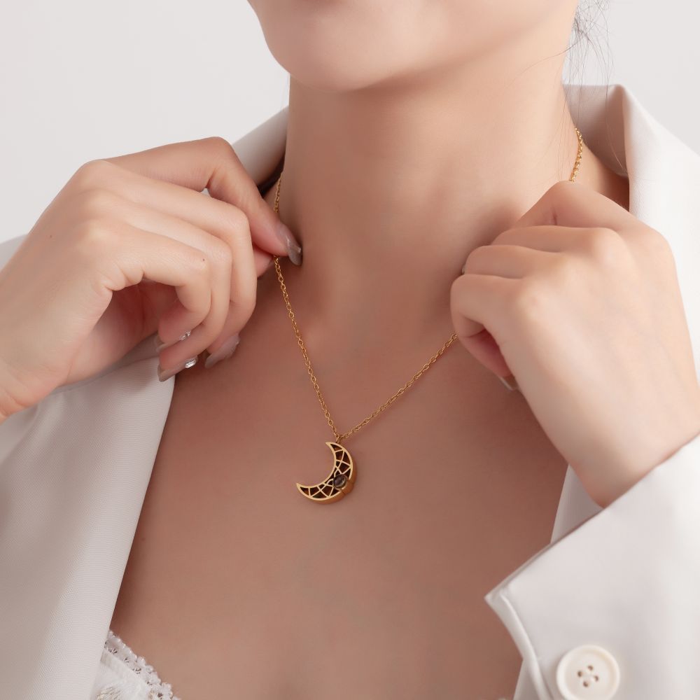 【私人定制】不锈钢月亮投影照片项链 宝石情侣彩色照片定制项链