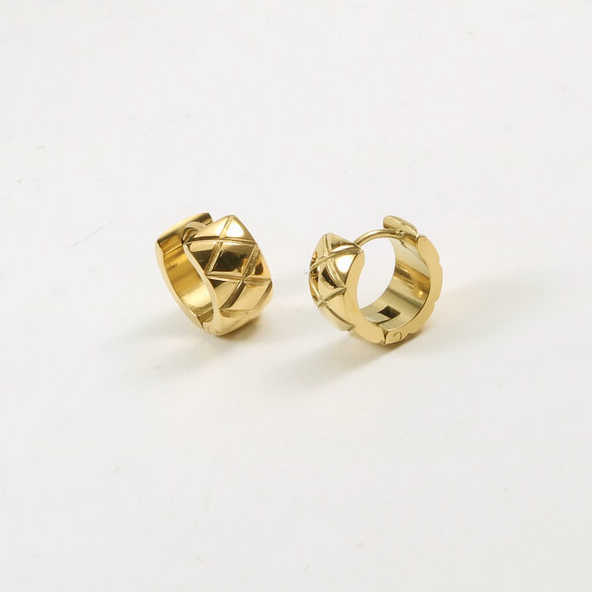 New Arrival Fashion Jewelry 18K Gold Plated Stainless Steel Tiny Hoop Earrings for Women