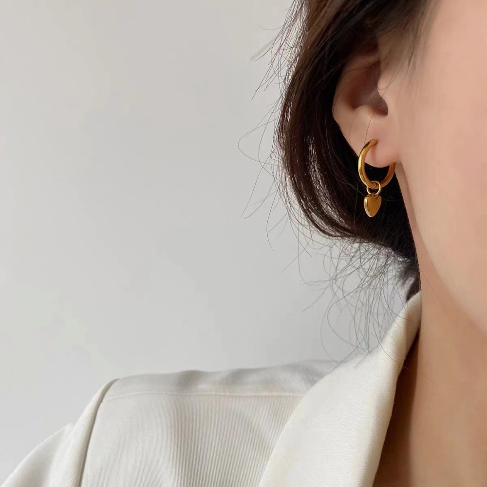 New Trendy Jewelry Wholesale 18K Gold Plated Dainty Stainless Steel Heart Hoop Earrings for Women