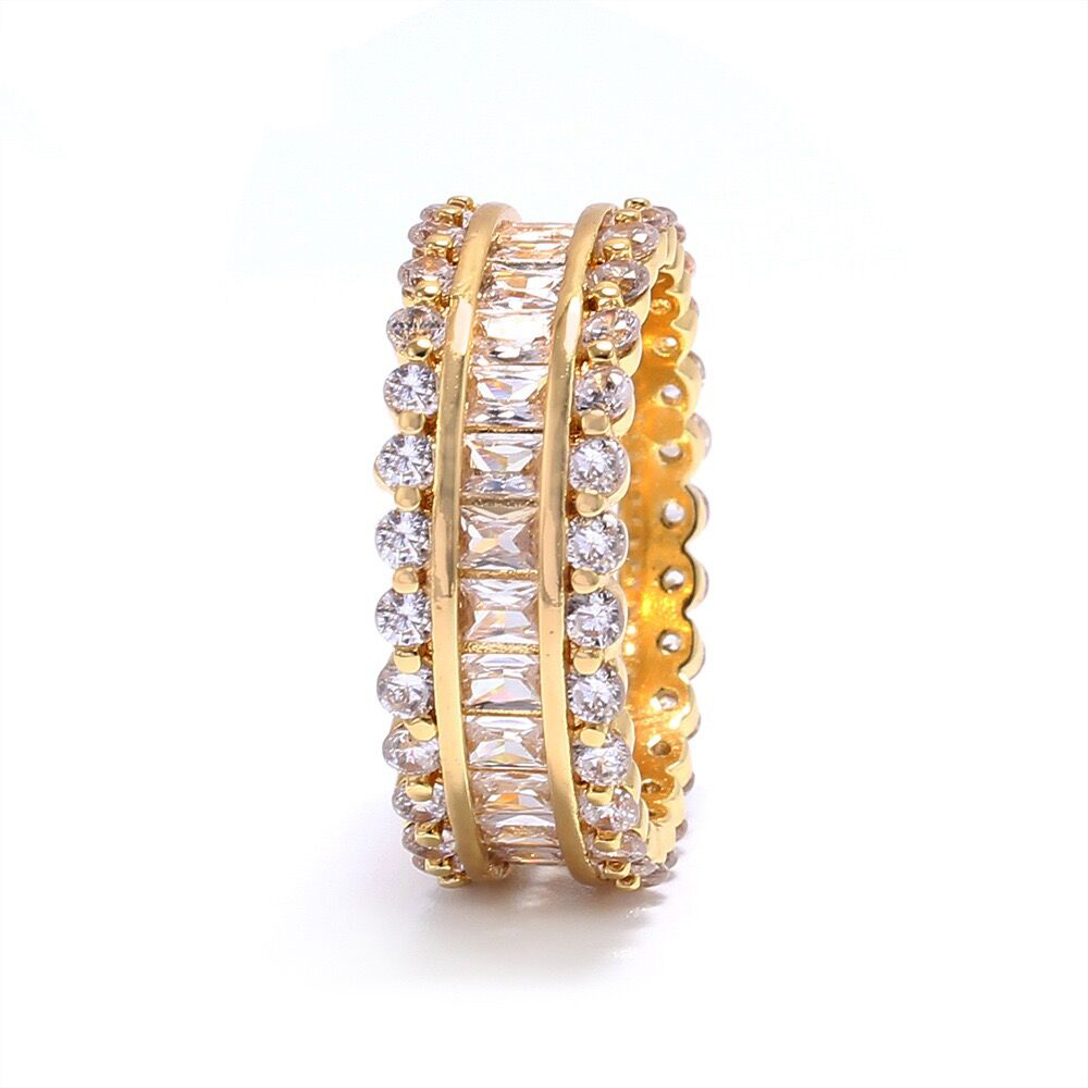 IVIAPRO Fashion Jewelry Shining Full Baguette Stones 18k Gold Plated Cubic Zircon Wedding Band Rings for Women