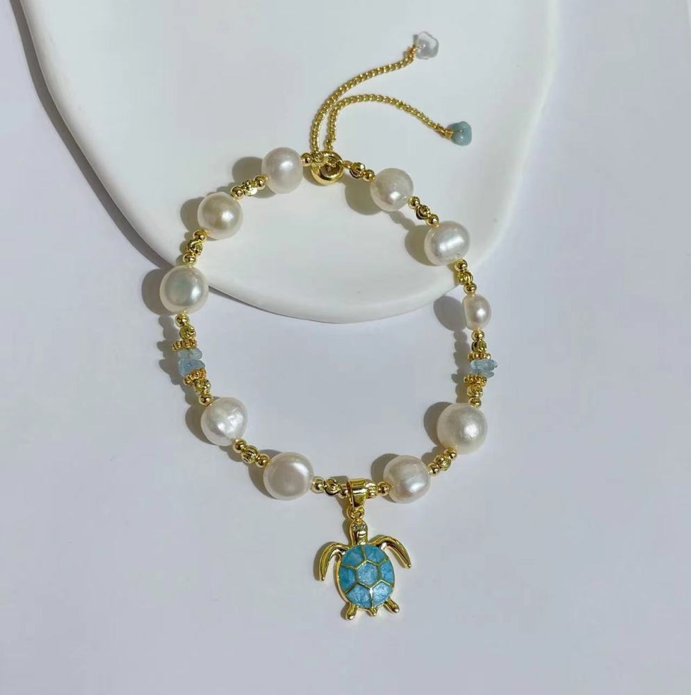 Hot Ocean Style Jewelry Freshwater Pearl Beads CZ Turtle Dolphin Crab Seahorse Pendant Natural Stone Beaded Bracelet for Women
