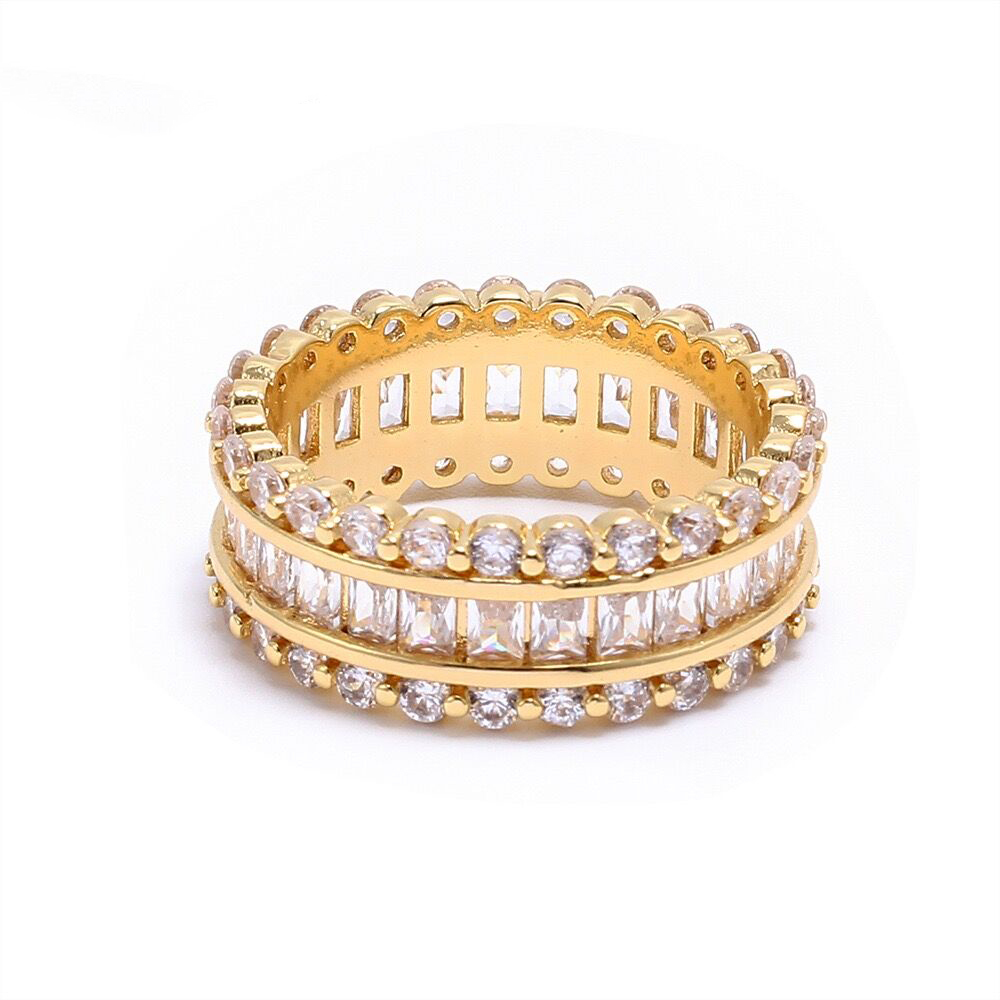 IVIAPRO Fashion Jewelry Shining Full Baguette Stones 18k Gold Plated Cubic Zircon Wedding Band Rings for Women