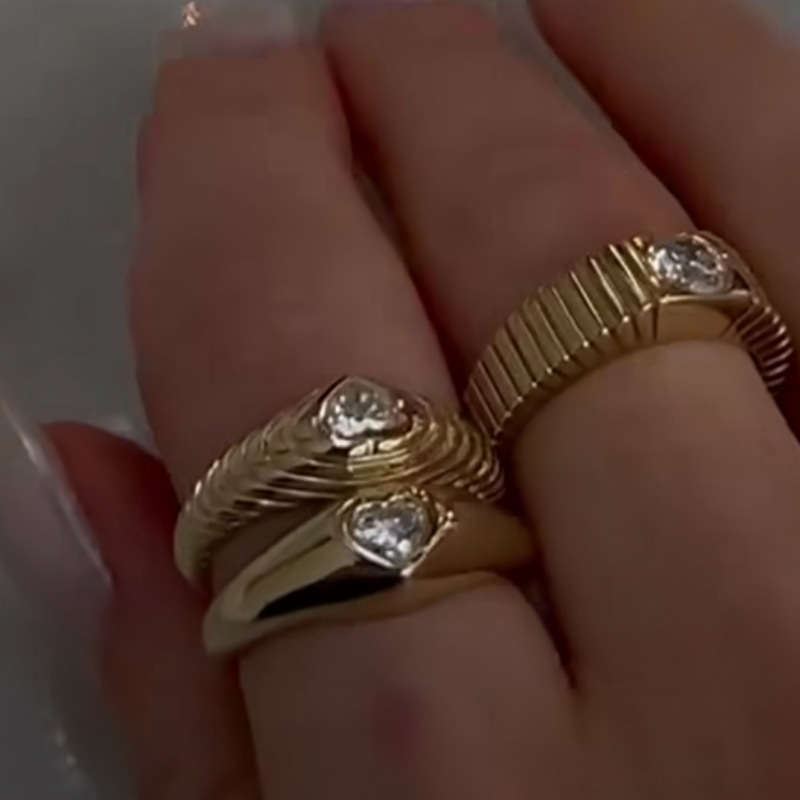 Trendy New Arrival High End 18K Gold Plated Heart-shaped Cubic Zircon Croissant Dainty Rings Stainless Steel Jewelry