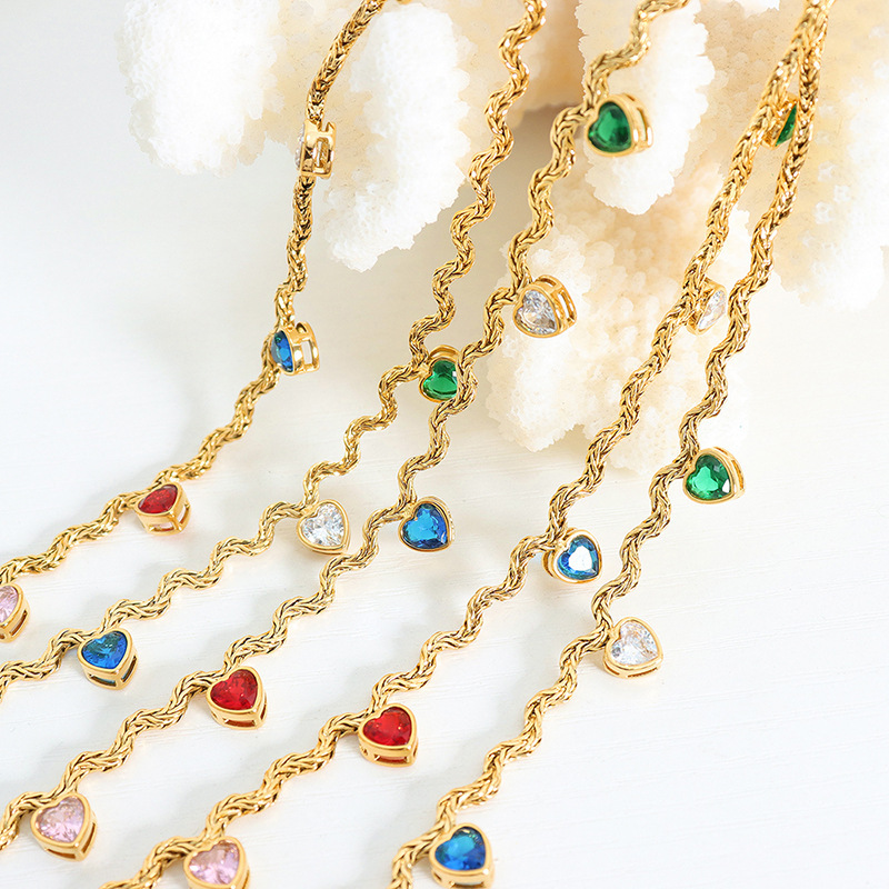 Fashion Jewelry Brass Rope Chain 18K Gold Plated Stainless Steel  Colorful Cubic Zirconia Hearts Charm Necklace for Women