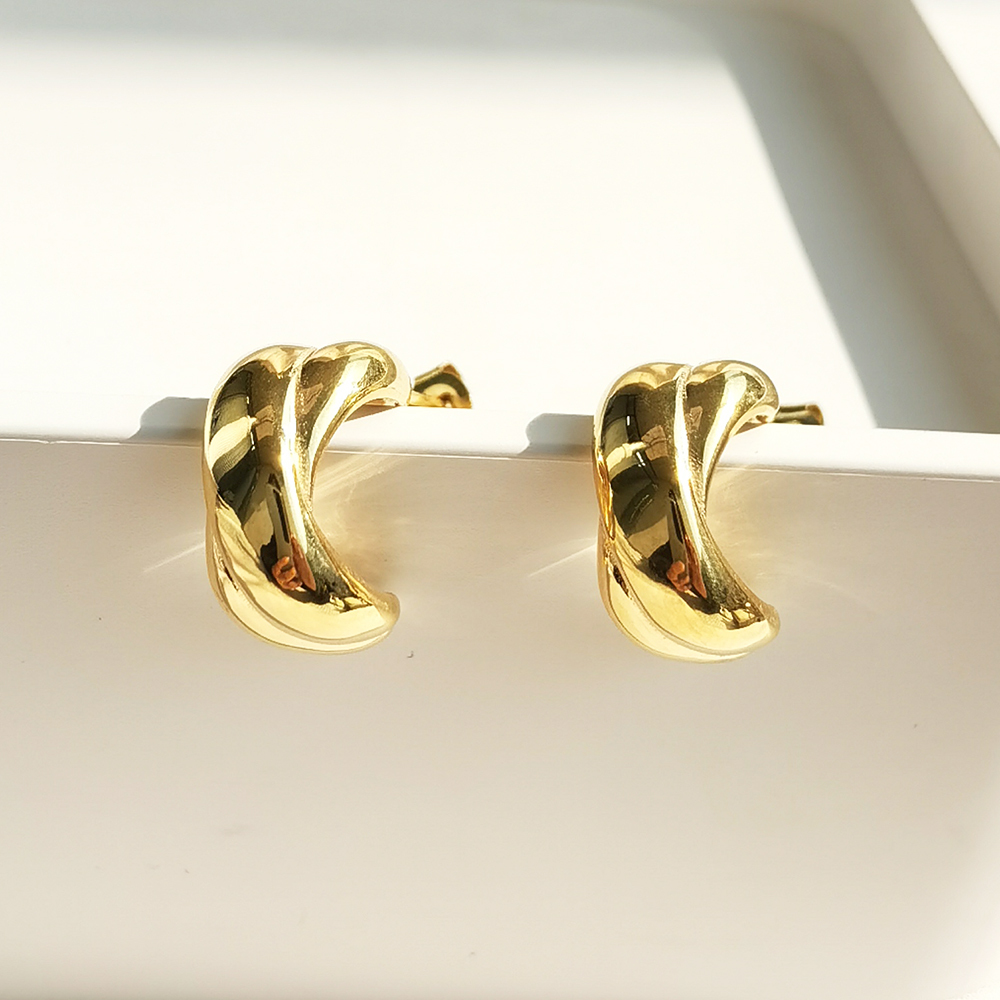 New Arrival 18K Gold Plated Stainless Steel Jewelry Non Tarnish Chunky Hoop Huggie Earrings for Girls Women